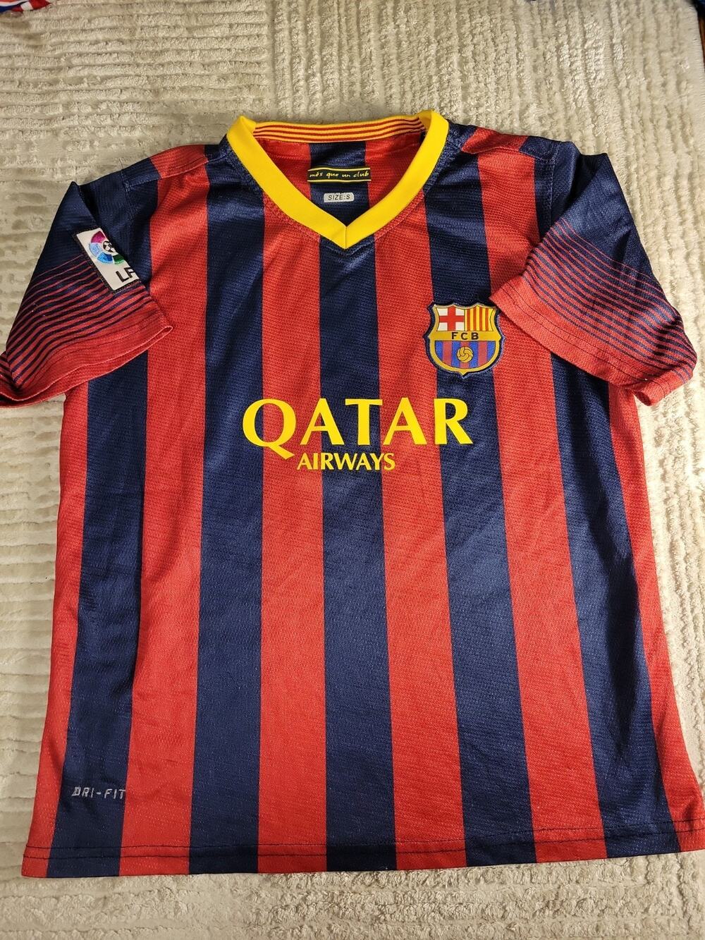 FC Barcelona Soccer Jersey Mens Small Adult Top Futbol FCB Spain
